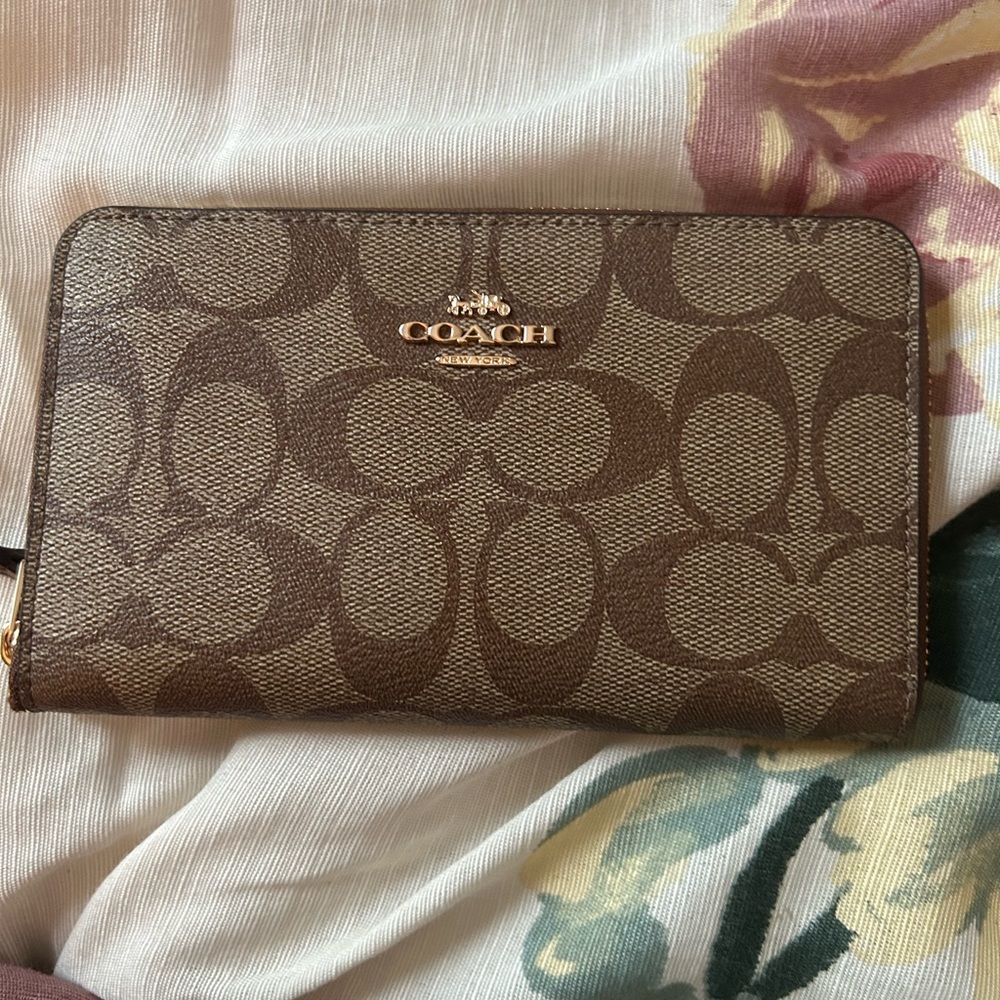 Small Coach Wallet